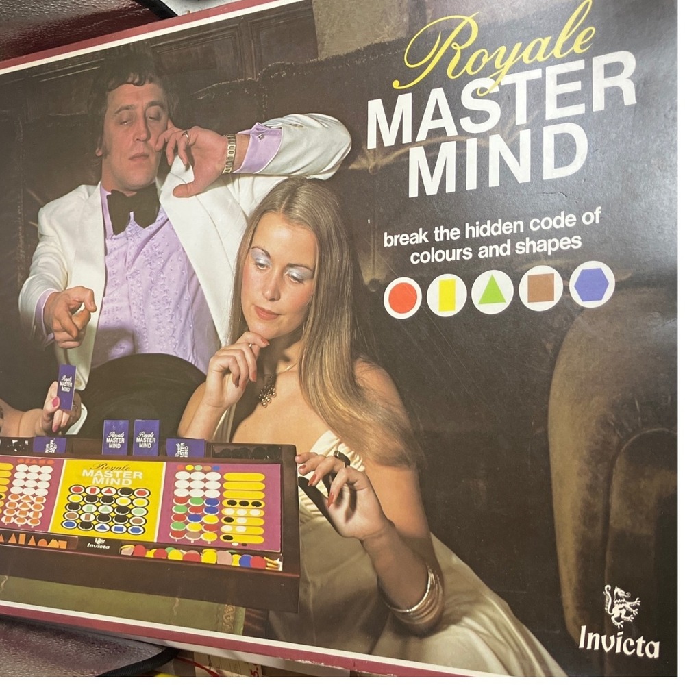 Vintage Royale Master Mind Board Game‎ Invicta 1975 Deduction Strategy Colors